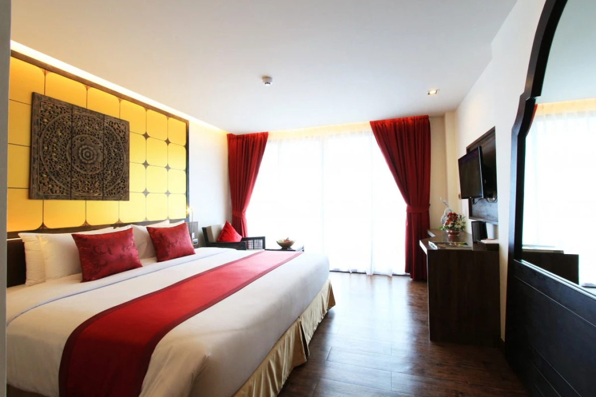 Курортный отель The Beach Heights Resort