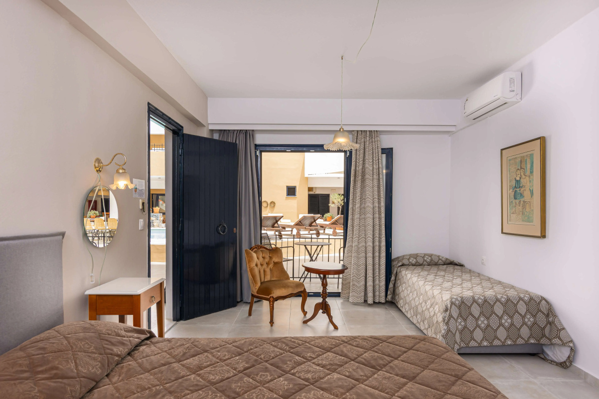 Nami Hotel & Suites