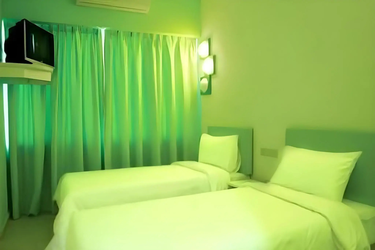 YY38 Hotel