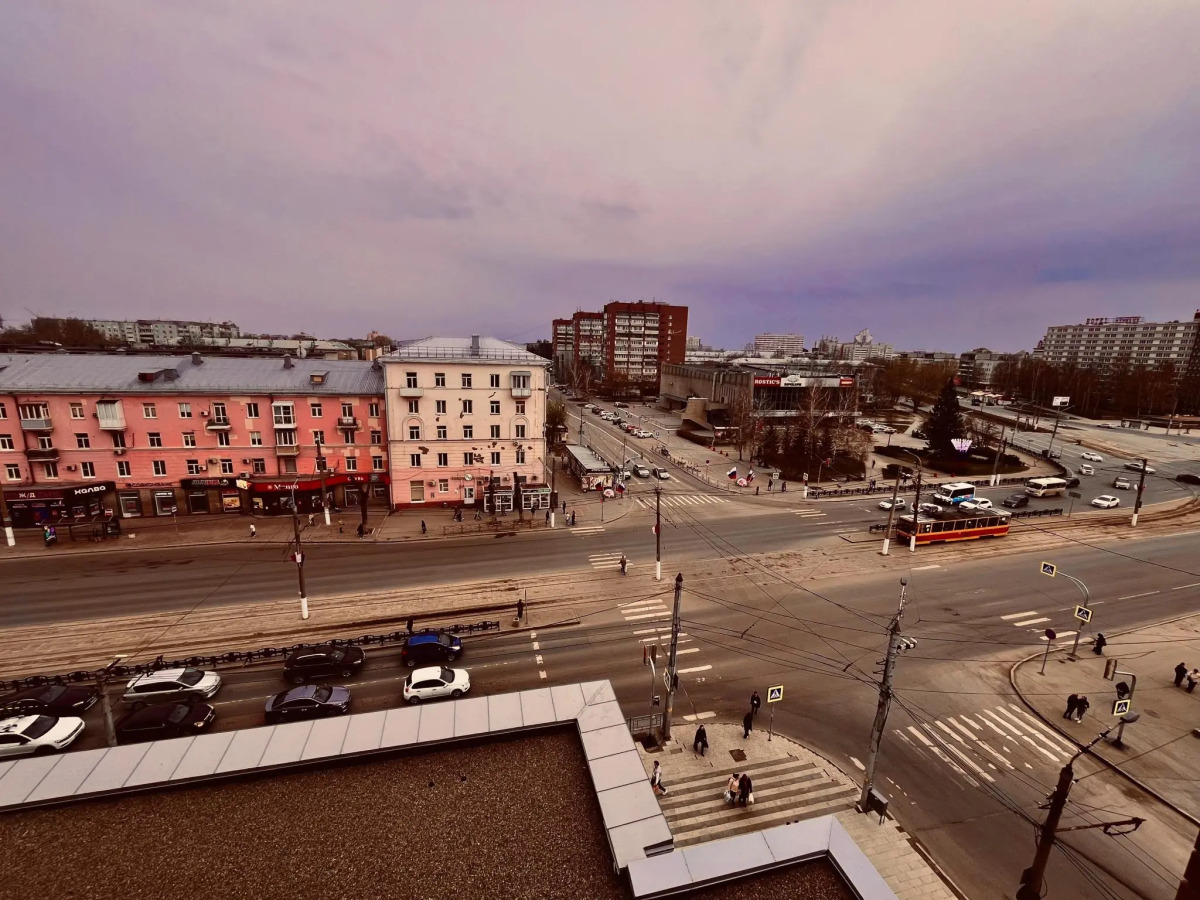 Апартаменты на проспекте Строителей 18 корпус 1