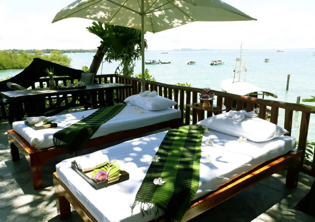 Arawan Beach Resort Krabi