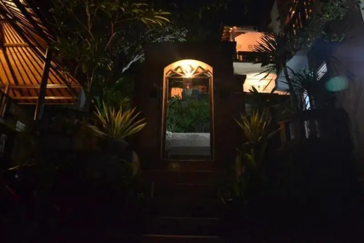 Acarya Bungalows Amed