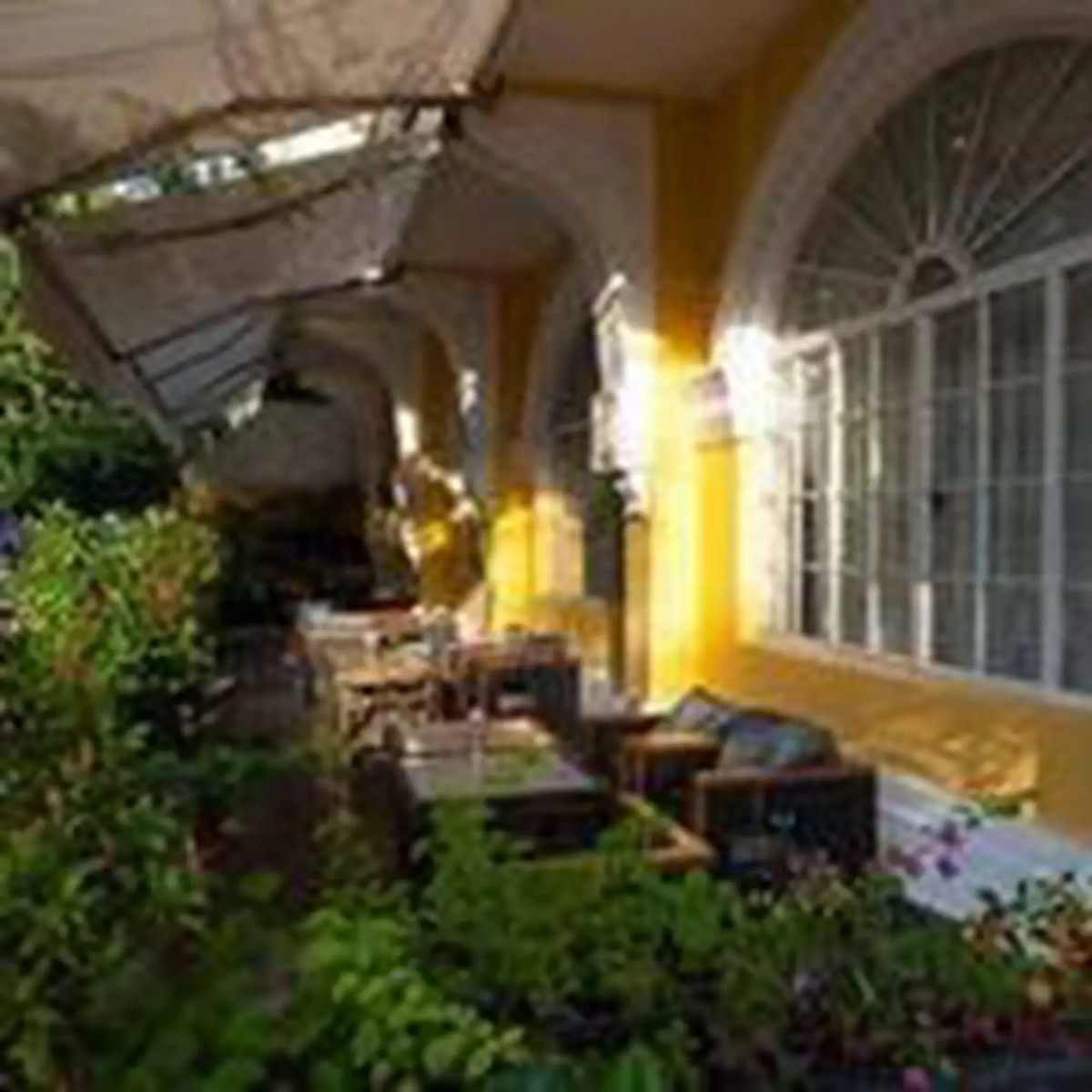 Le Hotel Hotel