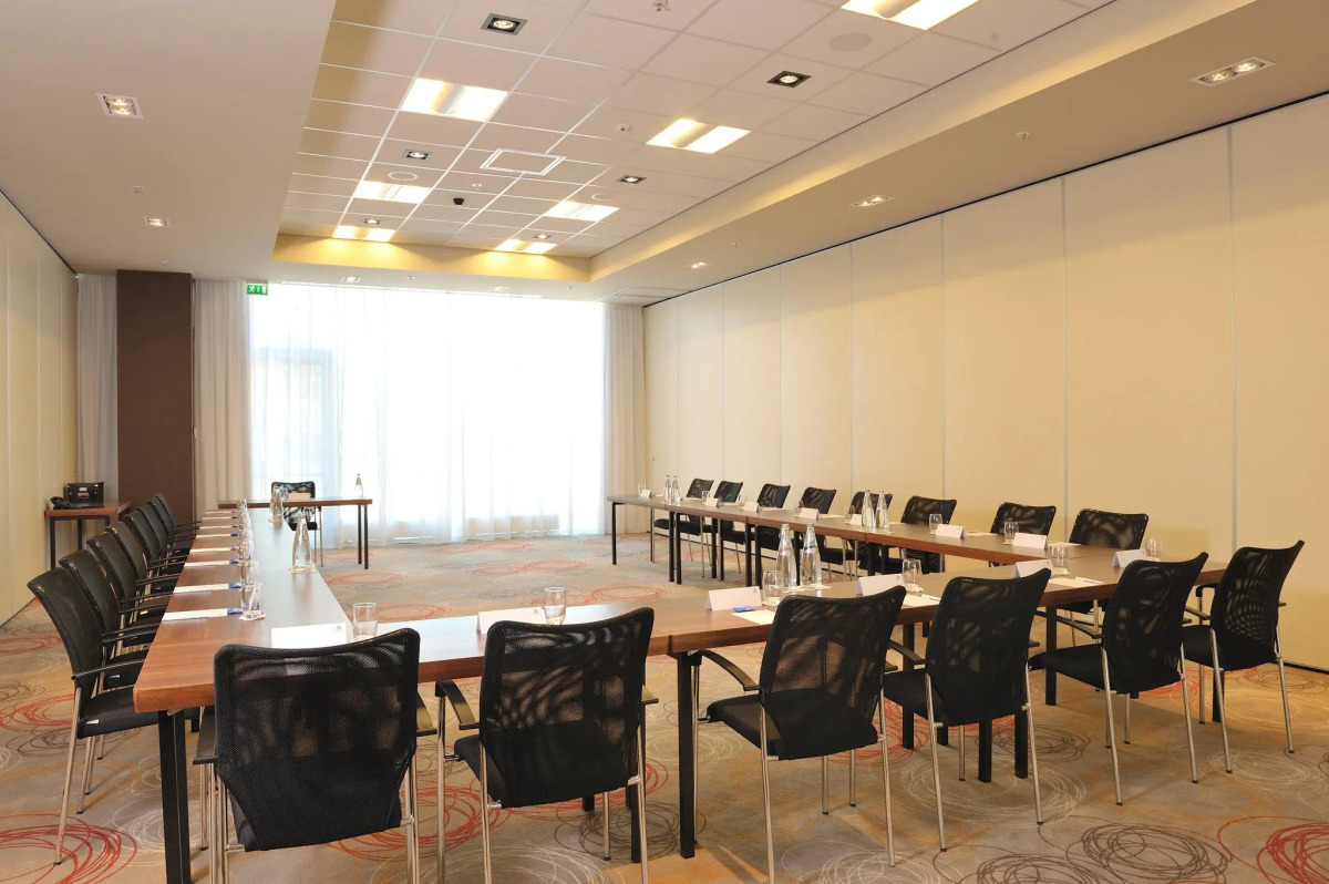 Holiday Inn Amsterdam - Arena Towers by IHG