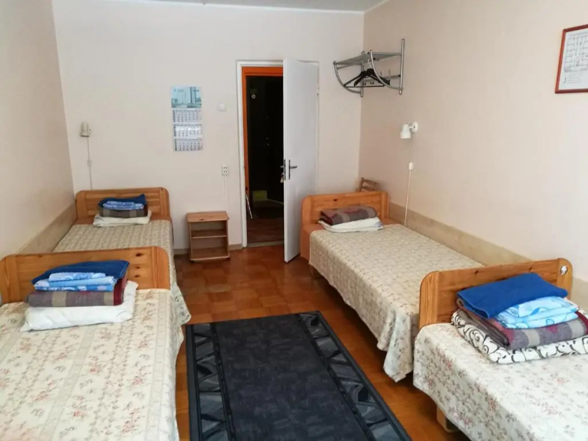 Mahtra Hostel