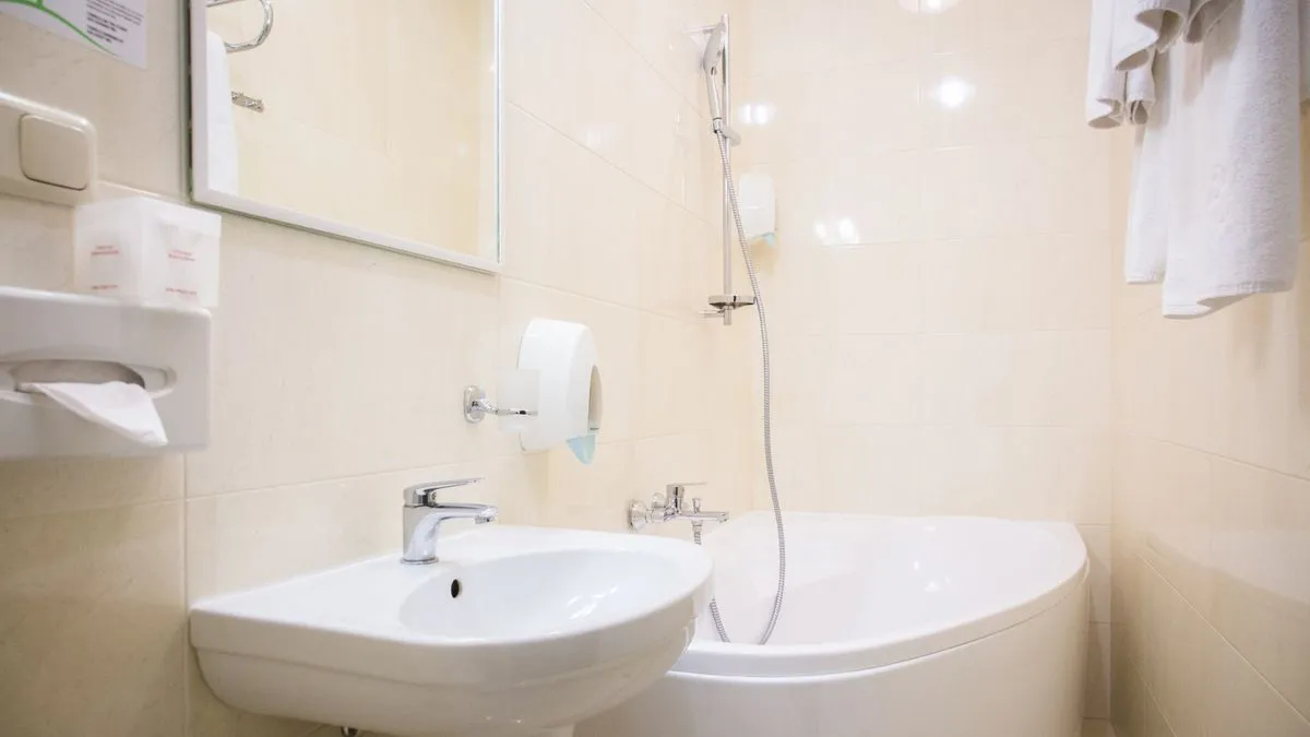 Optima Дворжец Львов