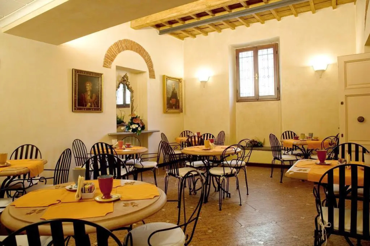 Porta Faenza Hotel