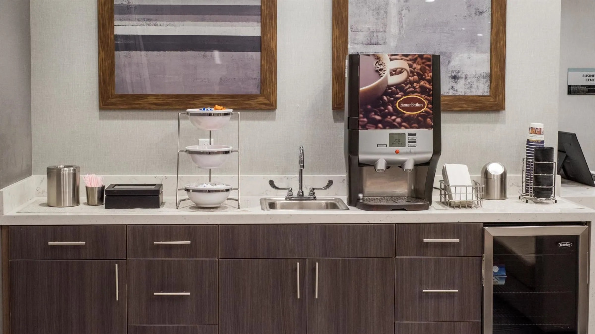 Best Western Plus Gardena Inn & Suites