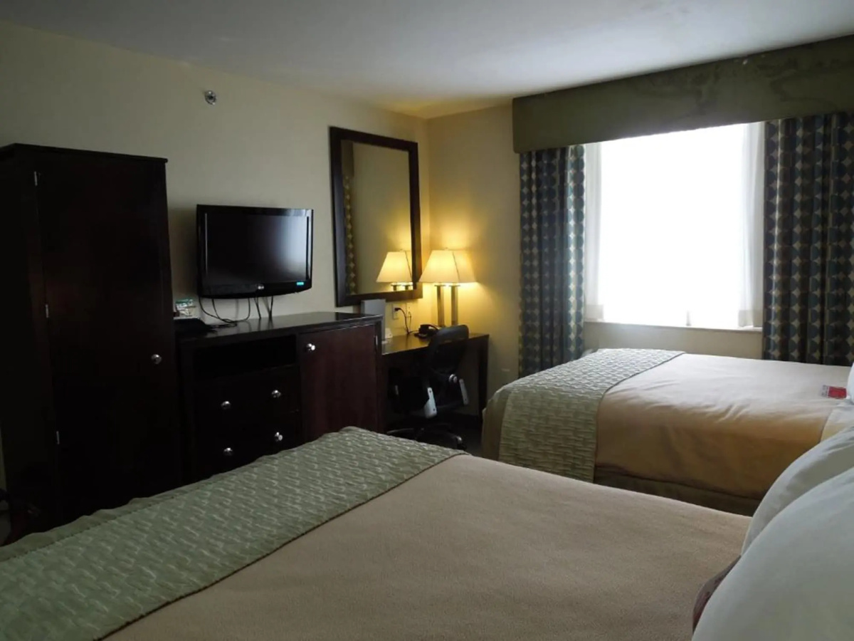 Royal Stay Hotel