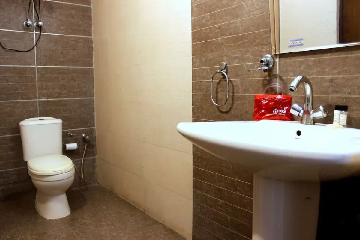 OYO 305 Hotel Rajdeep Palace