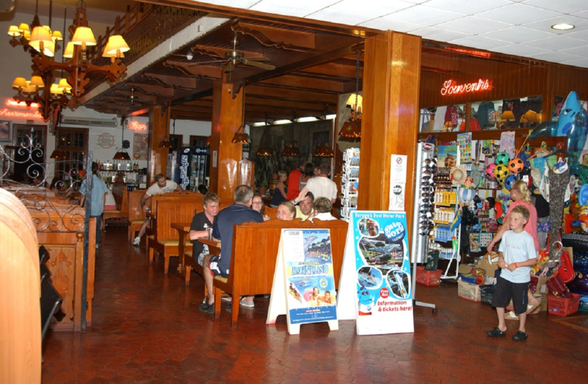 Santa Susanna Resort