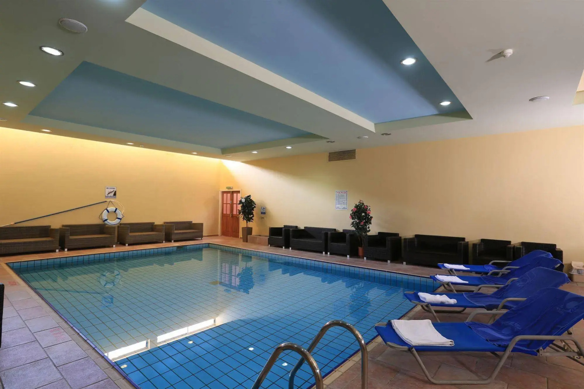 Panas Holiday Village