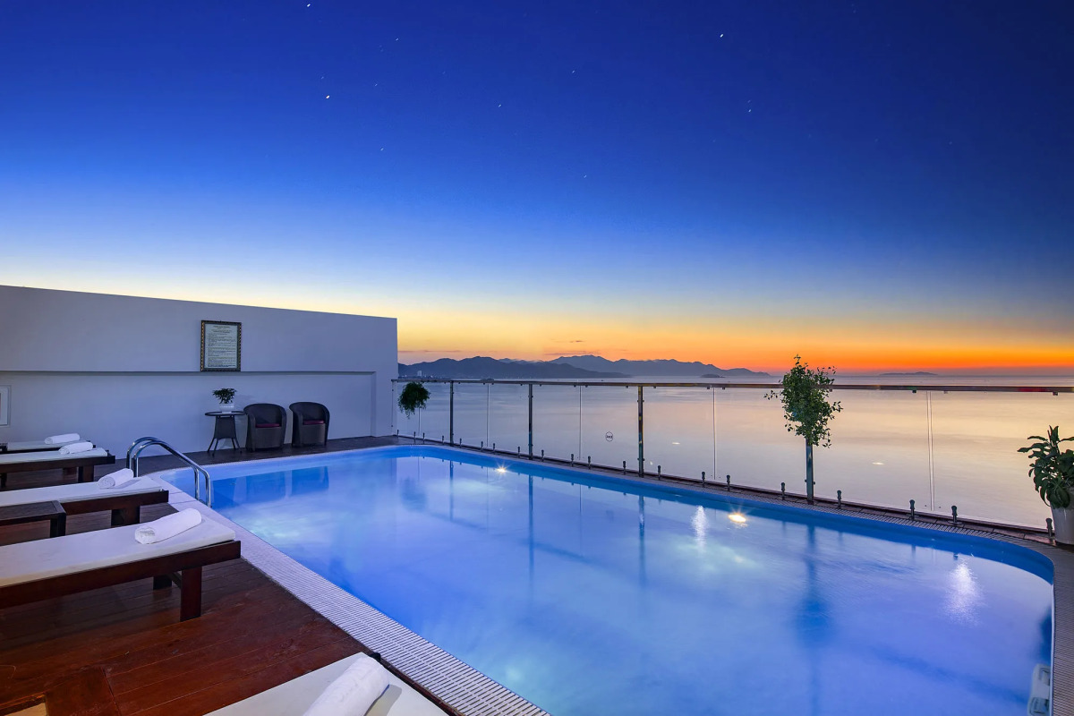 Paris Nha Trang Hotel & Apartment