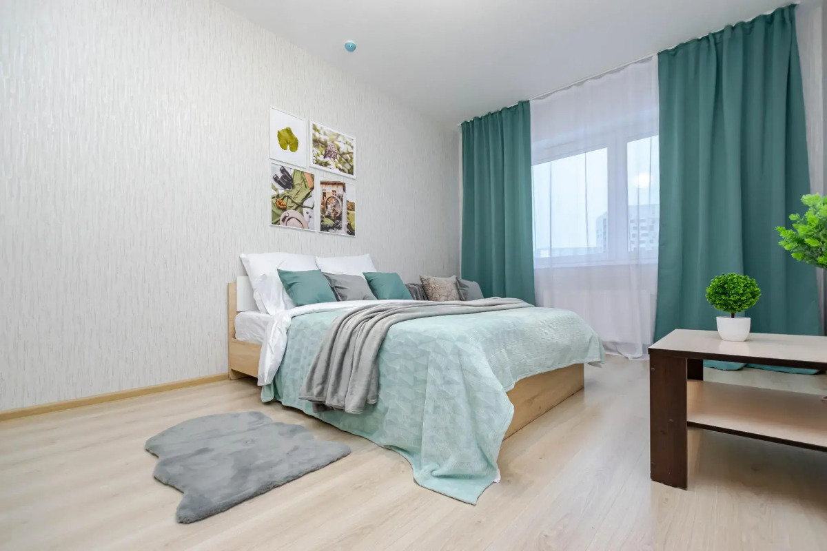 Cosmos (Космос) на улице Революции 52В