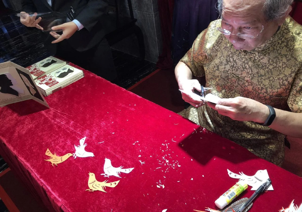 La Perle International Hotel - Free shuttle between hotel and Exhibition Center during Canton Fair & Exhibitor registration Counter