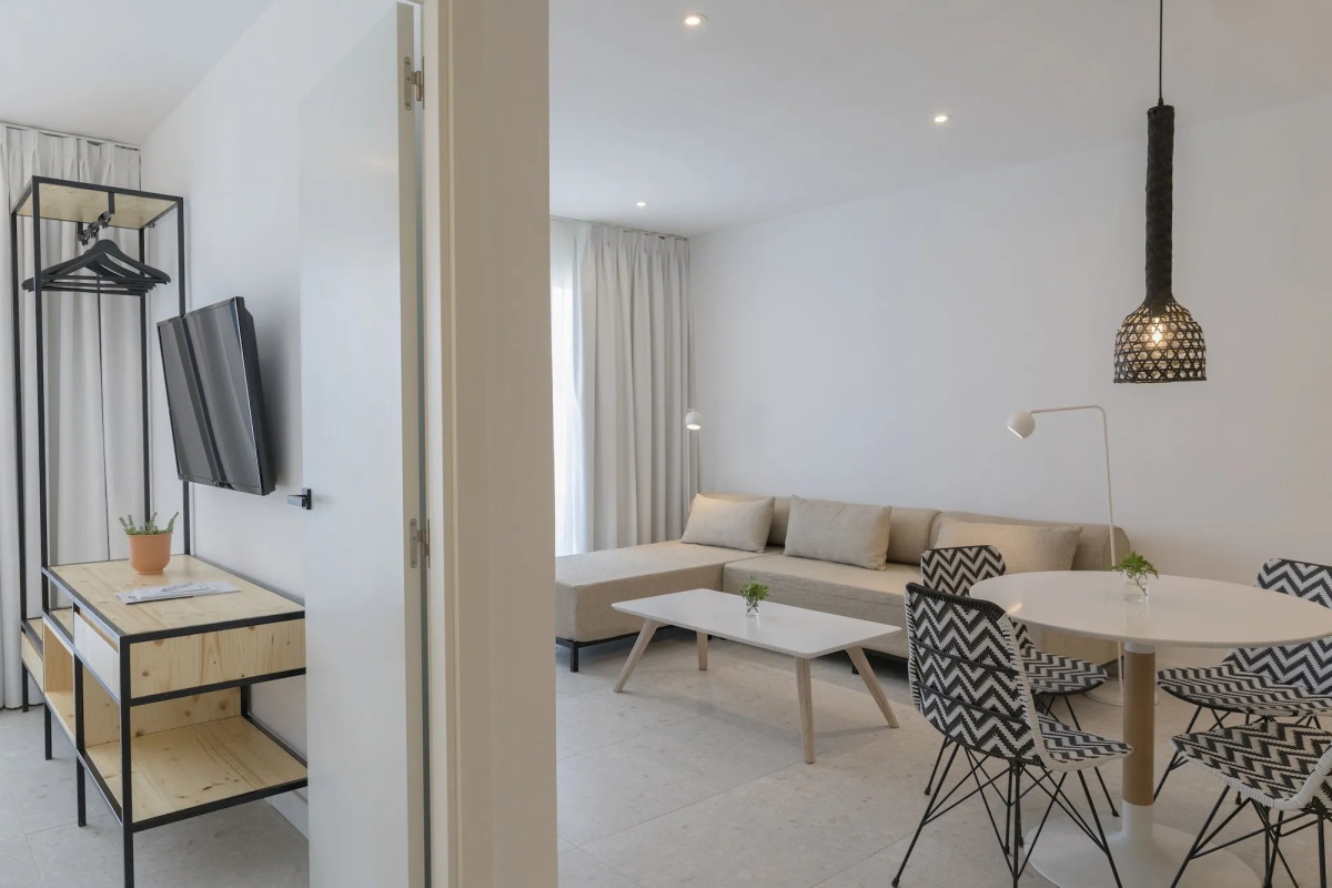 Hotel HM Ayron Park – Adults Only