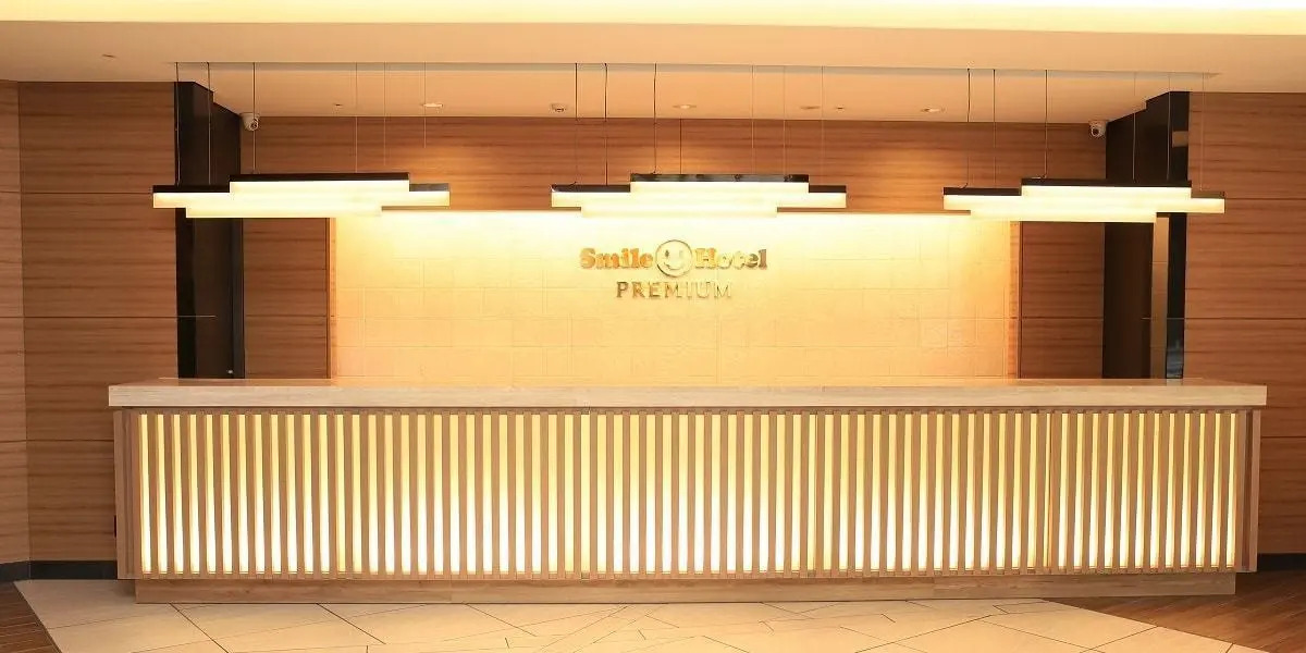 Smile Hotel Premium Osaka Hommachi
