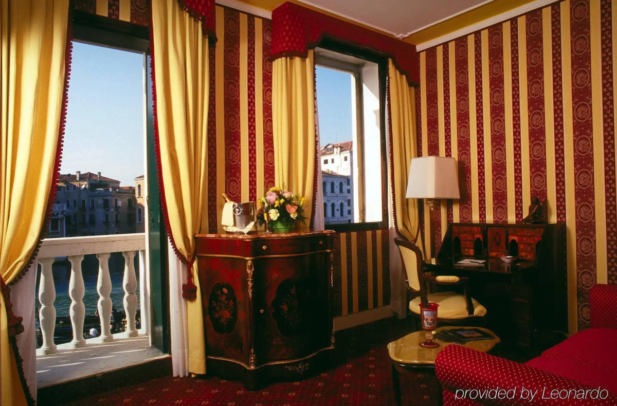 Sina Palazzo Sant'Angelo