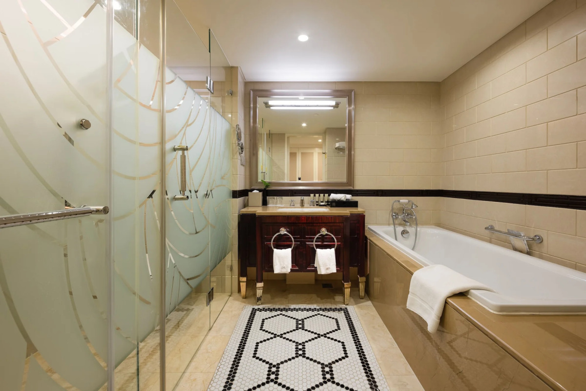 Paramount Gallery Hotel