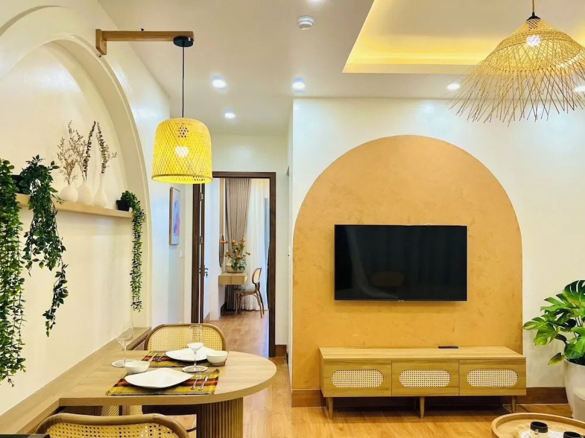 iRest Orange Tay Ho Lakeside Apartment