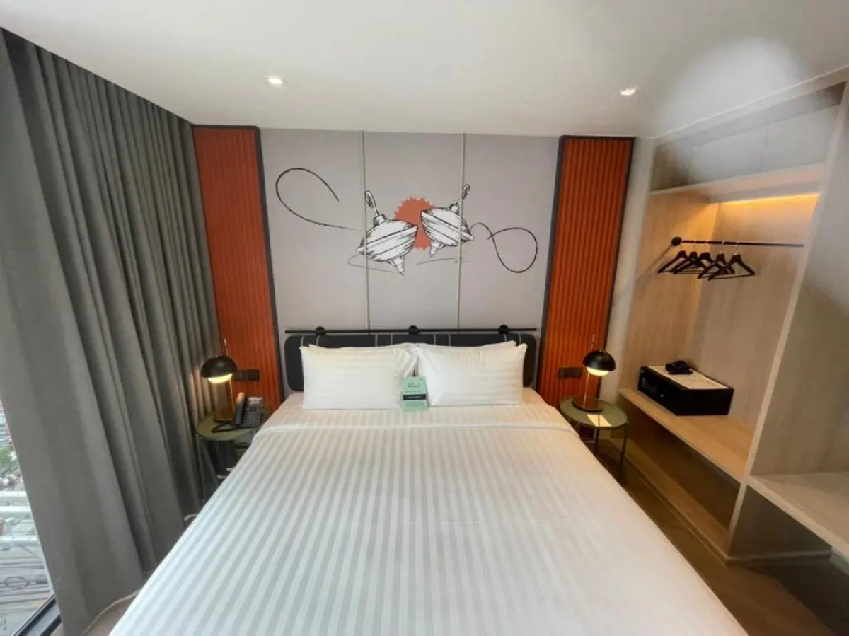 The Quart Ruamrudee by UHG