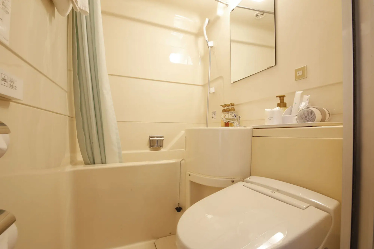 Shin Osaka Sunny Stone Hotel