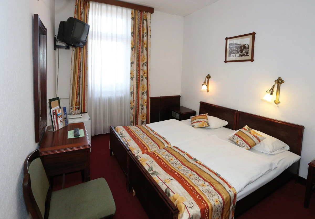 Palatinus Grand Hotel