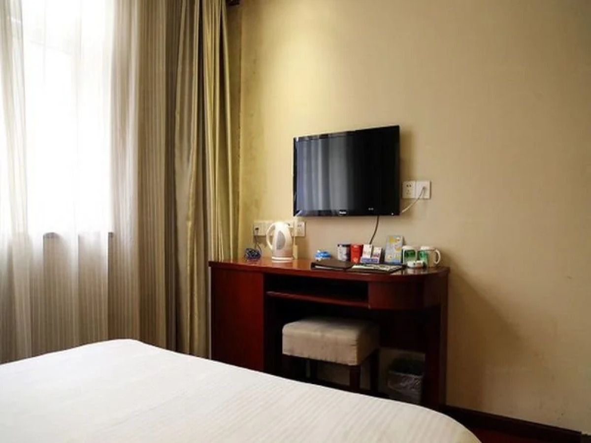 GreenTree Inn Hangzhou East Train Station