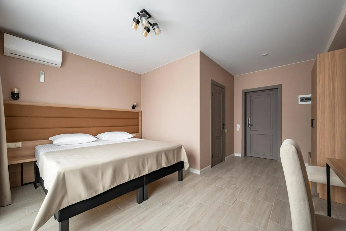 Hotel Leon (Леон)