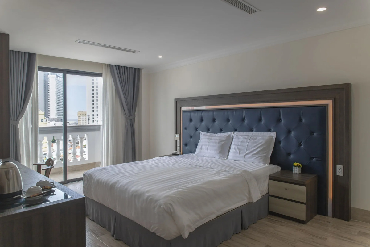 Seven Seas Hotel and Apartment