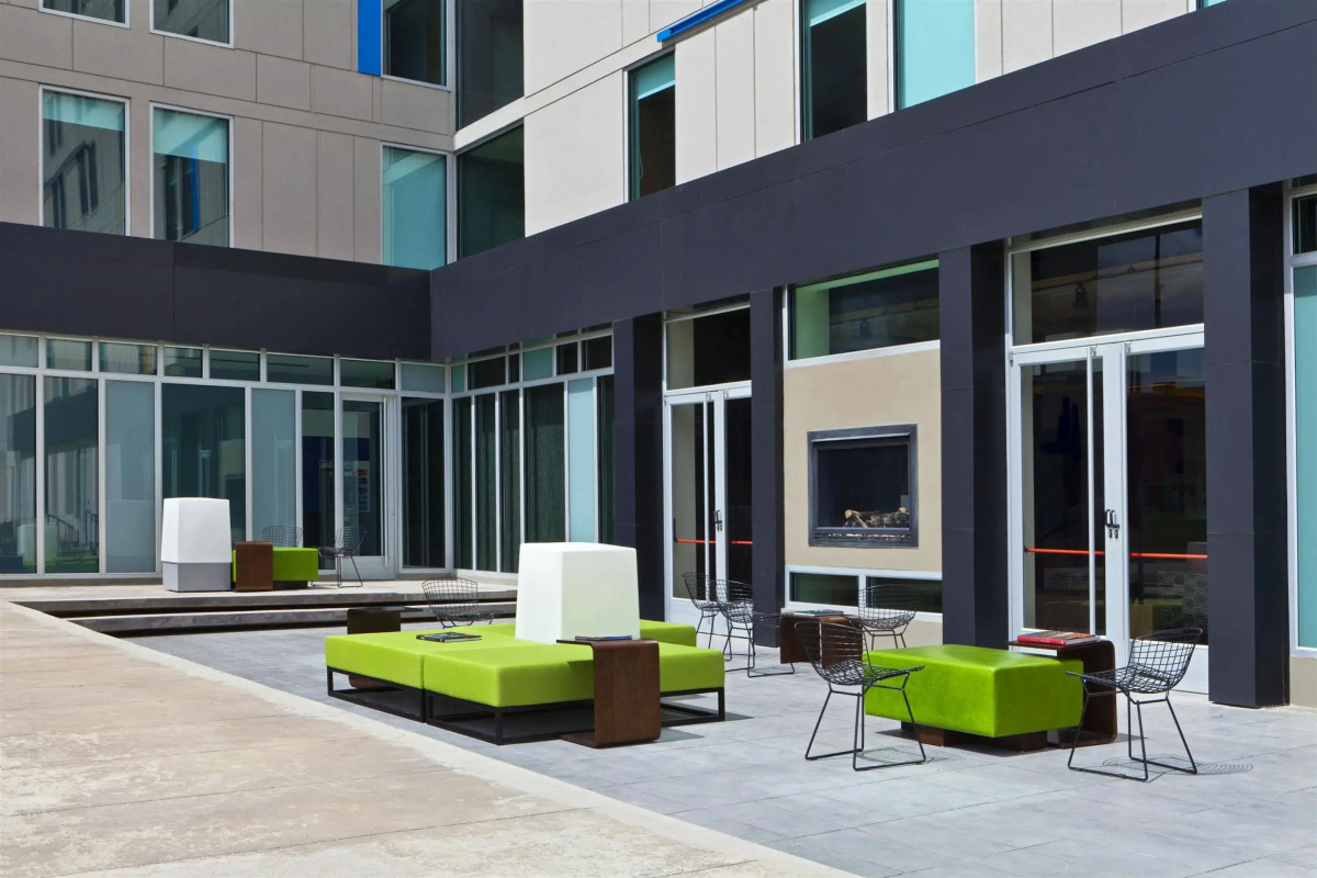 Aloft Bogota Airport