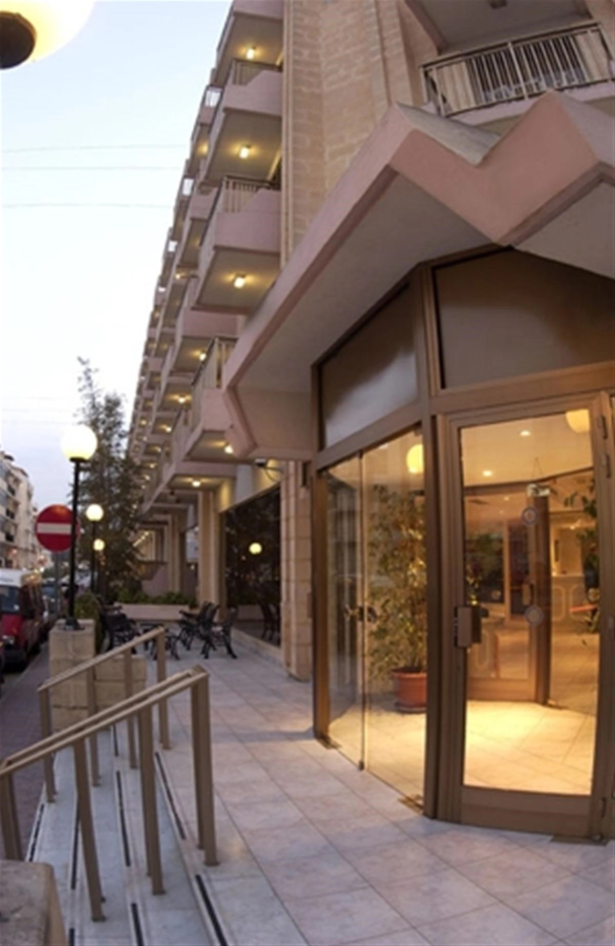 Blue Sea Bugibba Hotel & Apartments