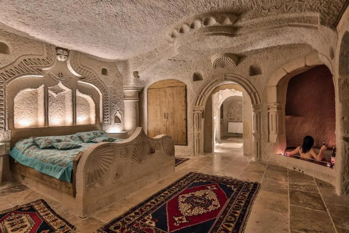 The Village Cave Hotel