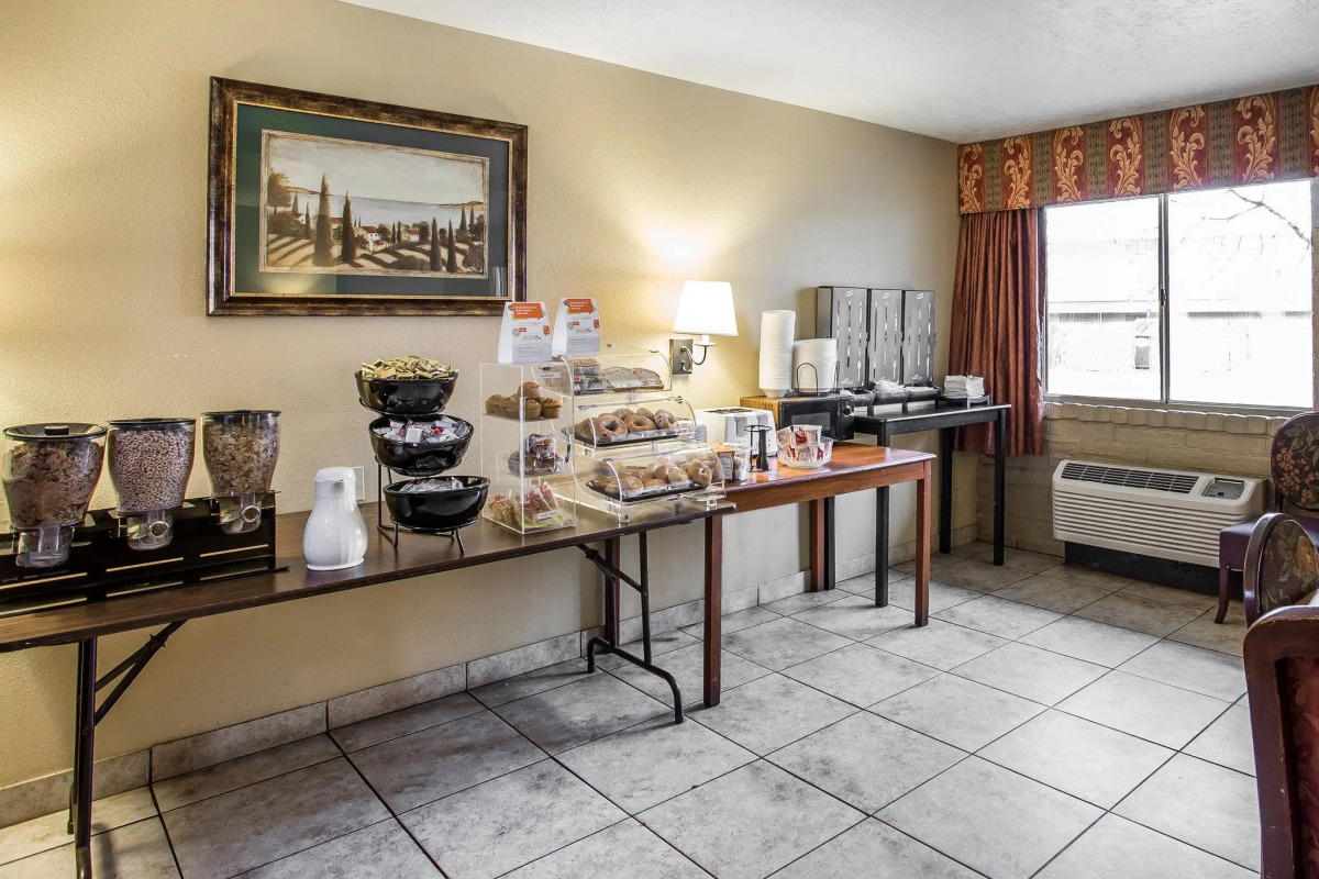 Econo Lodge Downtown