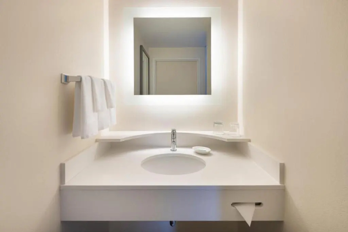 SpringHill Suites by Marriott Newark Liberty International