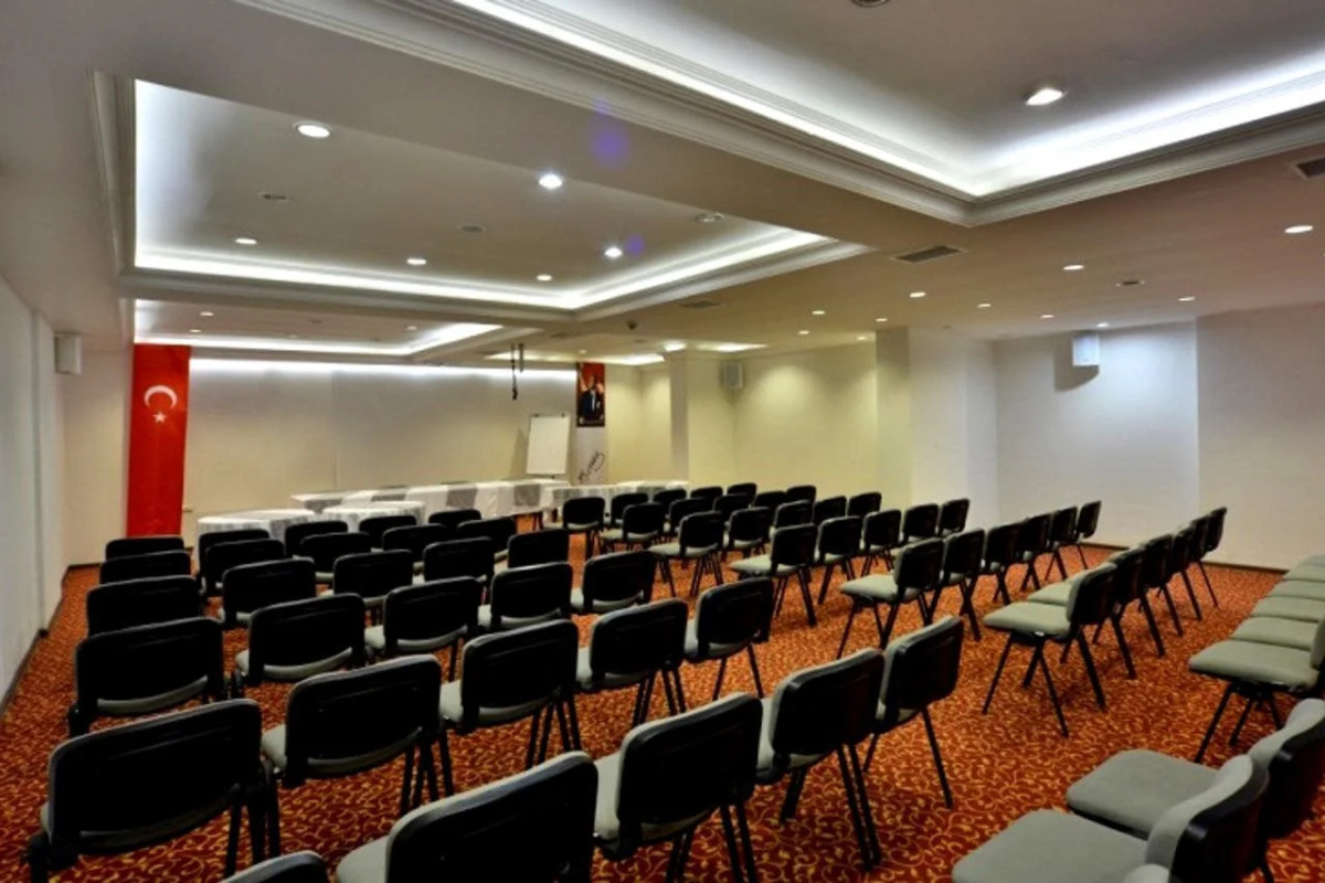 White City Beach - Adults Only