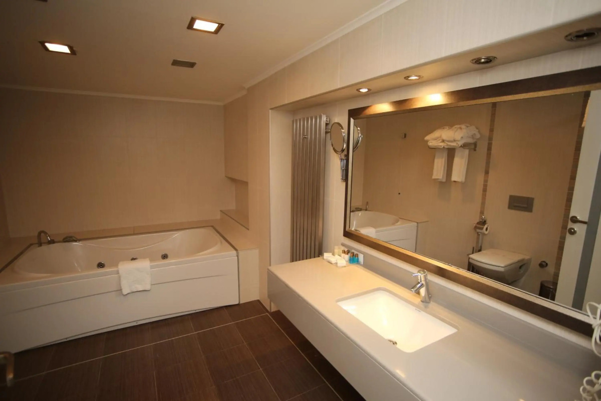 Nesta Boutique Hotel