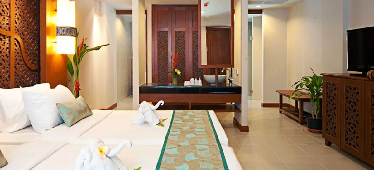 Отель Rawai Palm Beach Resort