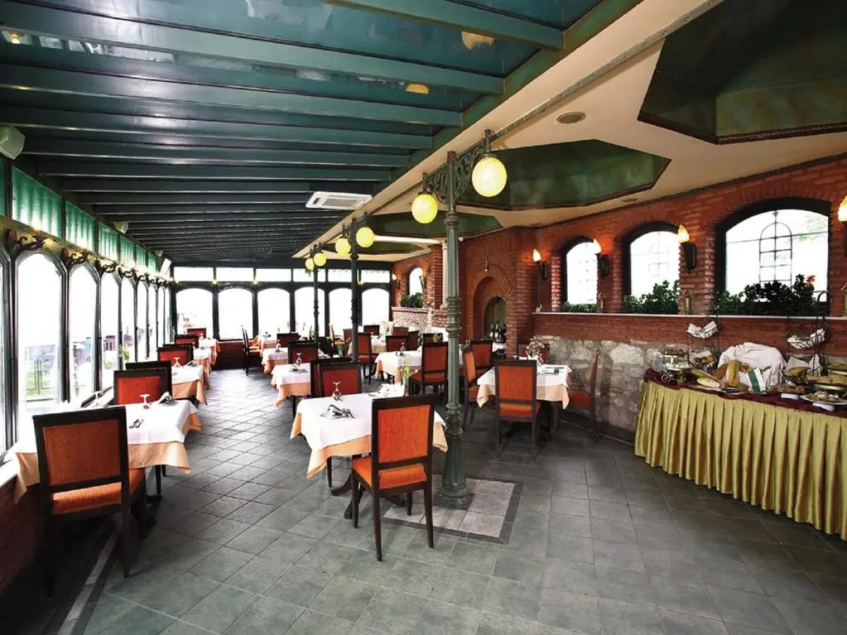 Sultanahmet Palace Hotel