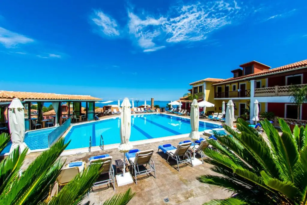 Sea View Village - Studios & Apartments