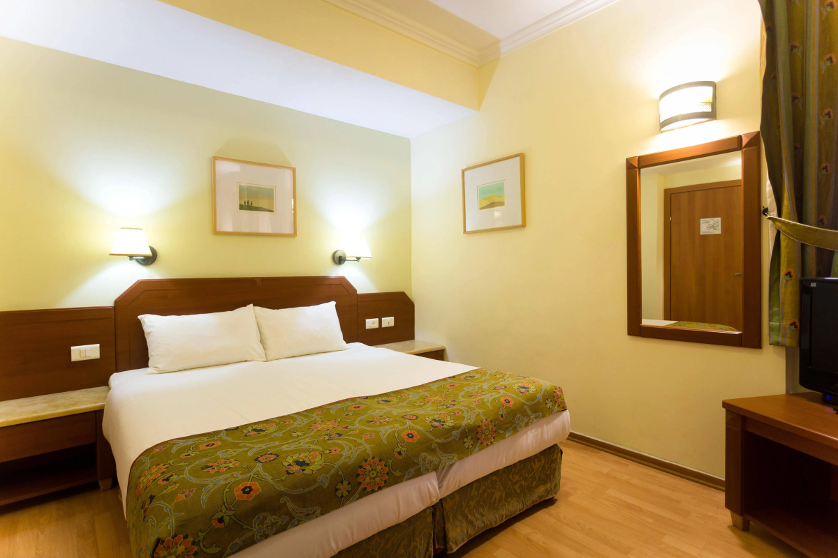 De La Mer Hotel - by Zvieli Hotels