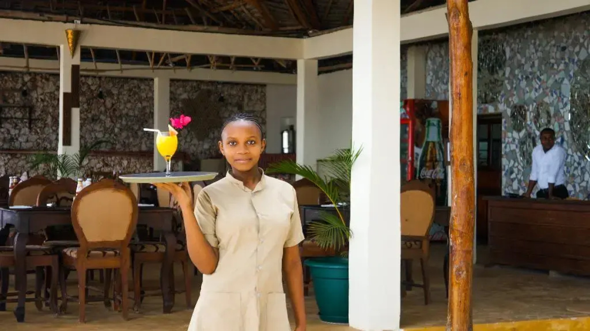 Smiles Beach Hotel