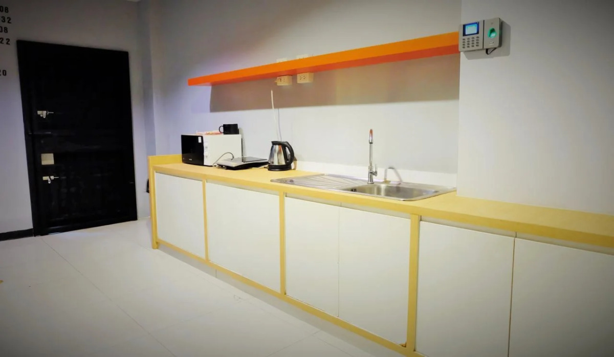 Qing lian Youth Hostel&Cafe