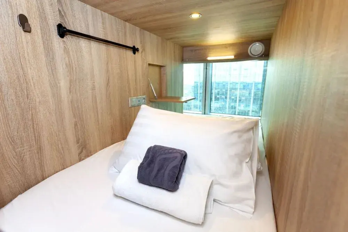 Capsule Hotel City 52