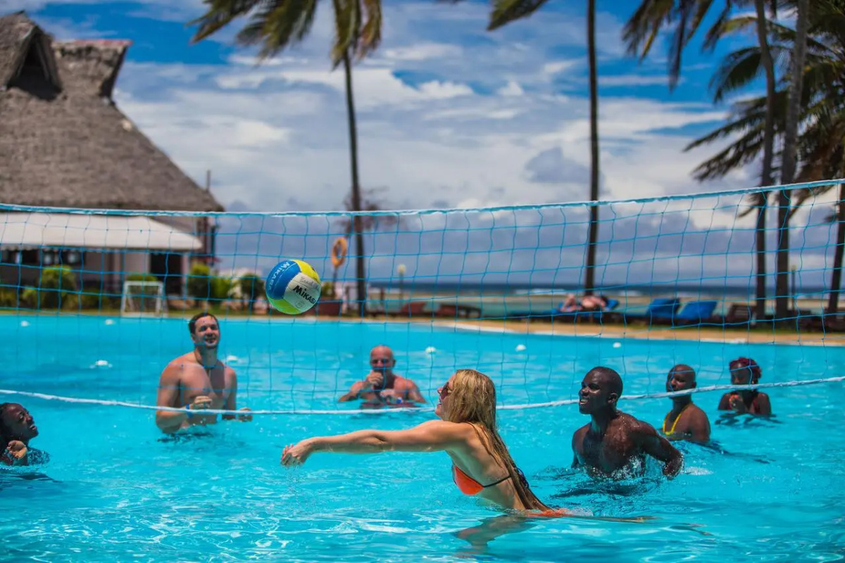 Reef Hotel