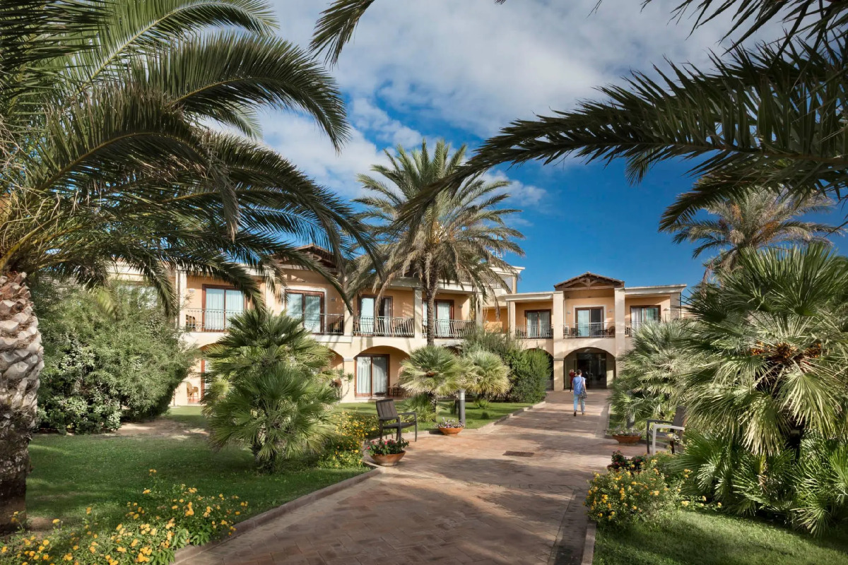 Отель Santa Gilla