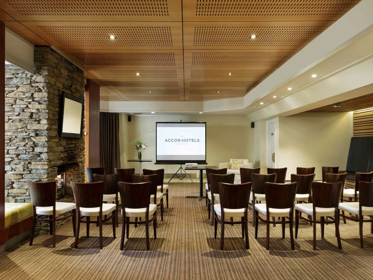 Novotel Queenstown Lakeside