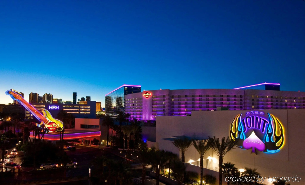 Virgin Hotels Las Vegas, Curio Collection by Hilton