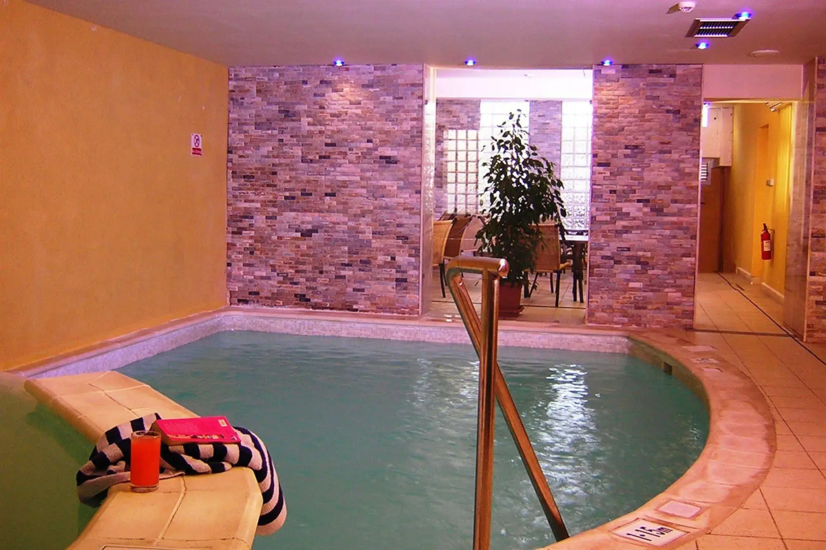 Sunflower Hotel