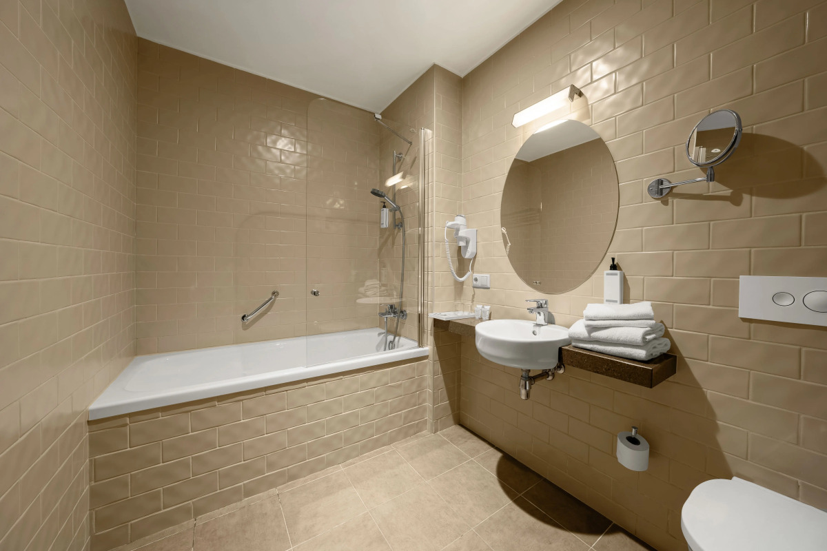 Отель Wellton Centrum Hotel & Spa